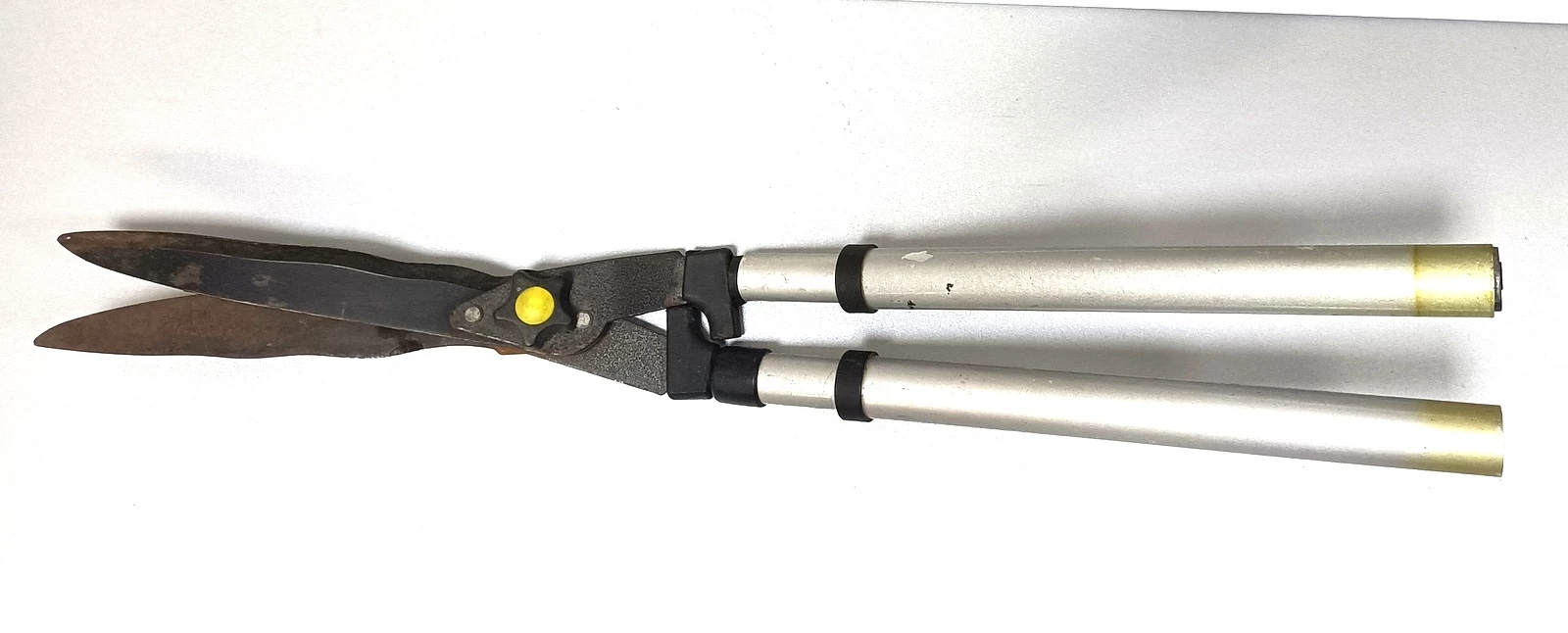 nozyce-do-zywoplotu-srebrne-fredry-plac-targowy-ledziny