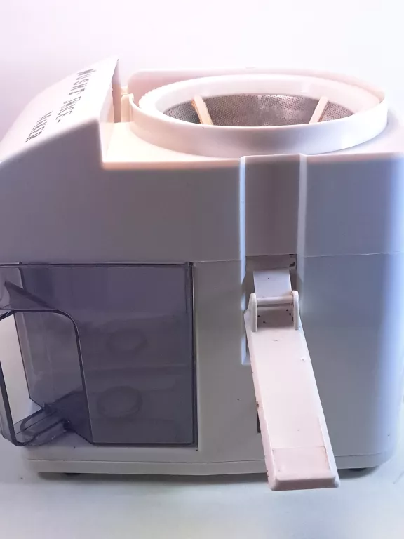 SOKOWIRÓWKA NUSHI JUICE MAKER