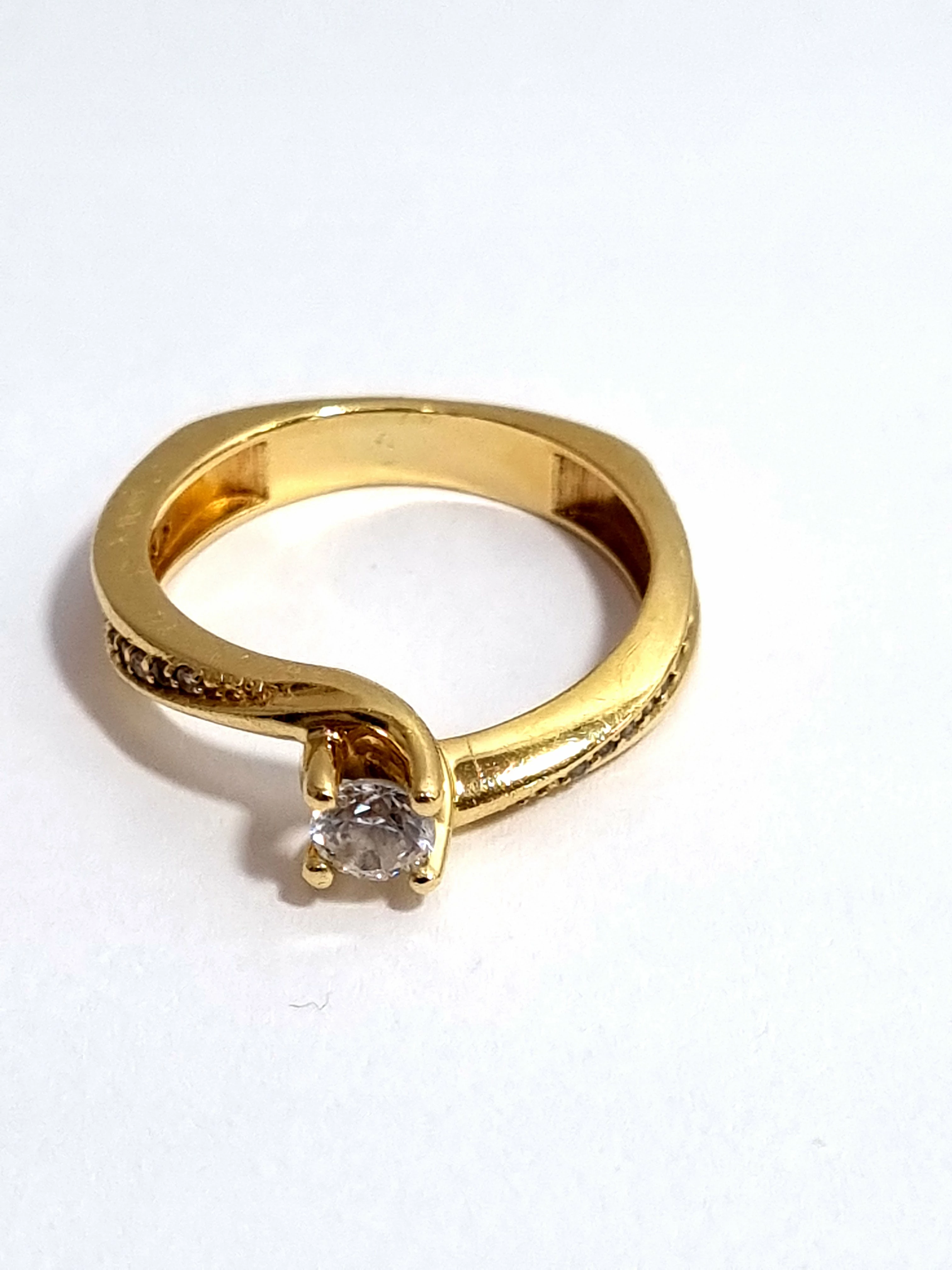 piekny-zloty-pierscionek-369-585-r12-material-15835-2