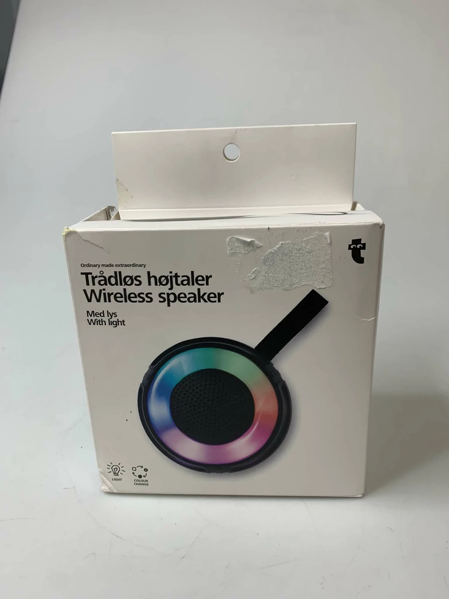 glosnik-bluetooth-tedi-rgb-kosciuszki-43-myszkow