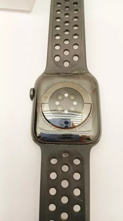 ZEGAREK APPLE WATCH SERIA 6 NIKE| 44MM | GPS | KOLORY I BLOKADA ICLOUD