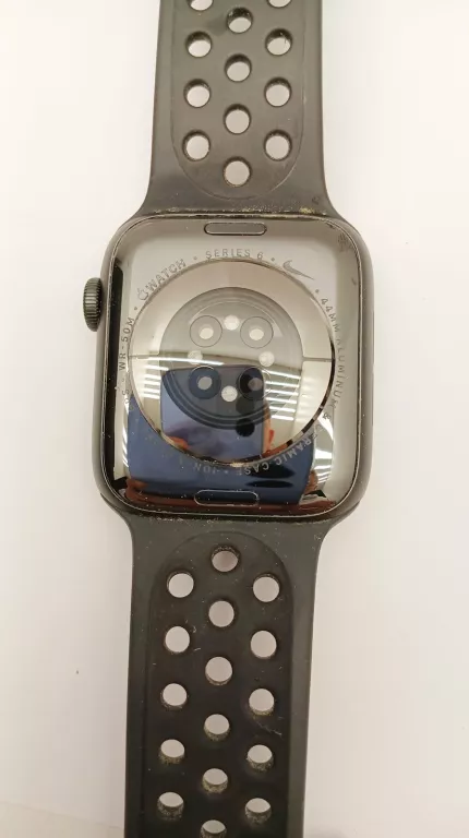 ZEGAREK APPLE WATCH SERIA 6 NIKE| 44MM | GPS | KOLORY I BLOKADA ICLOUD