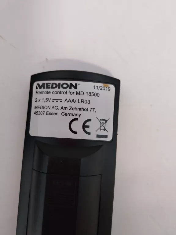 ODKURZACZ AUTOMATYCZNY ROBOT MEDION MD16192