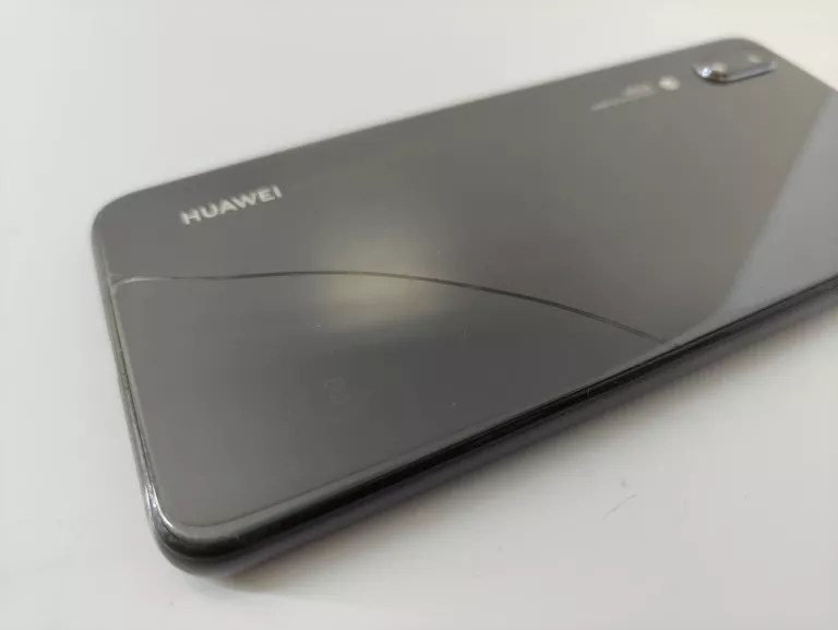 HUAWEI P20 4/128GB EML-L29 OPIS!!