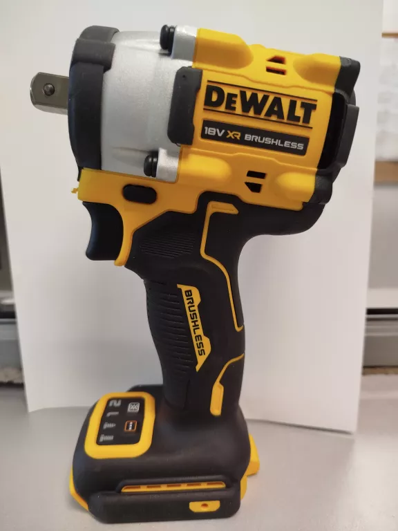 KLUCZ UDAROWY DEWALT DFC 922