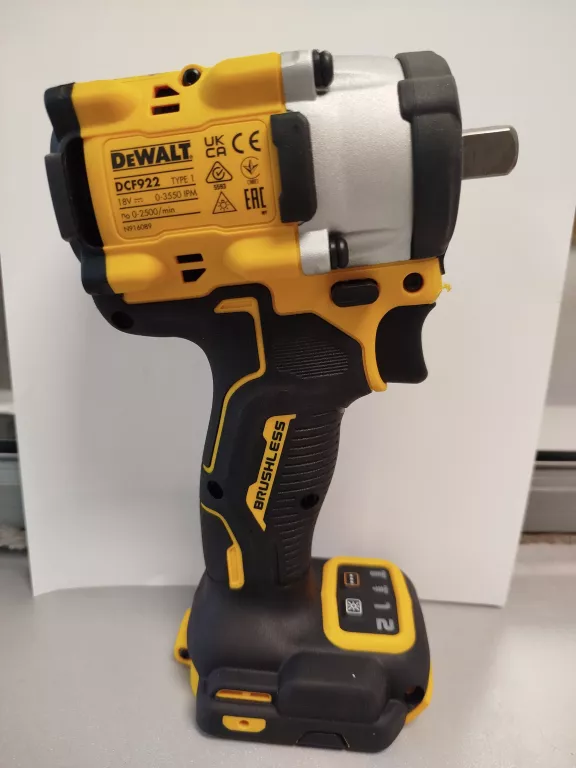 KLUCZ UDAROWY DEWALT DFC 922