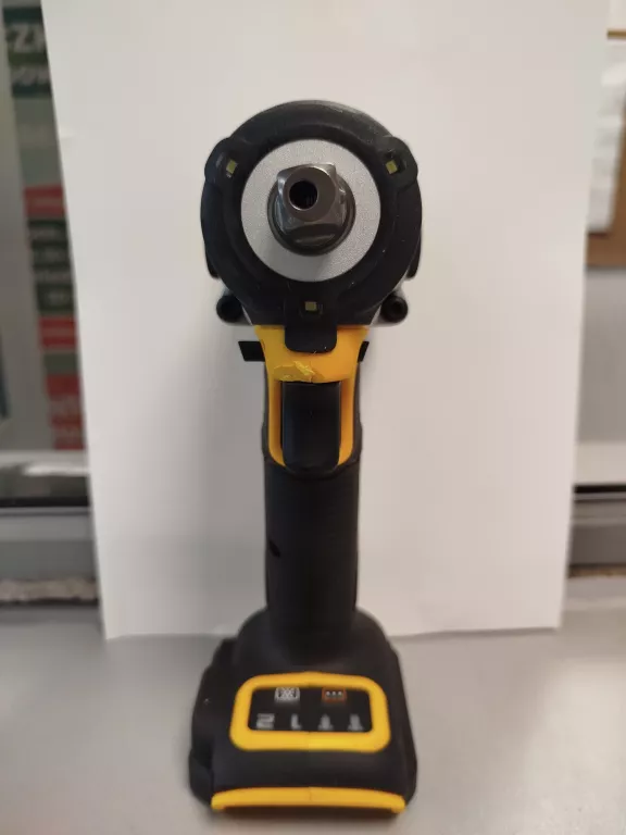 KLUCZ UDAROWY DEWALT DFC 922