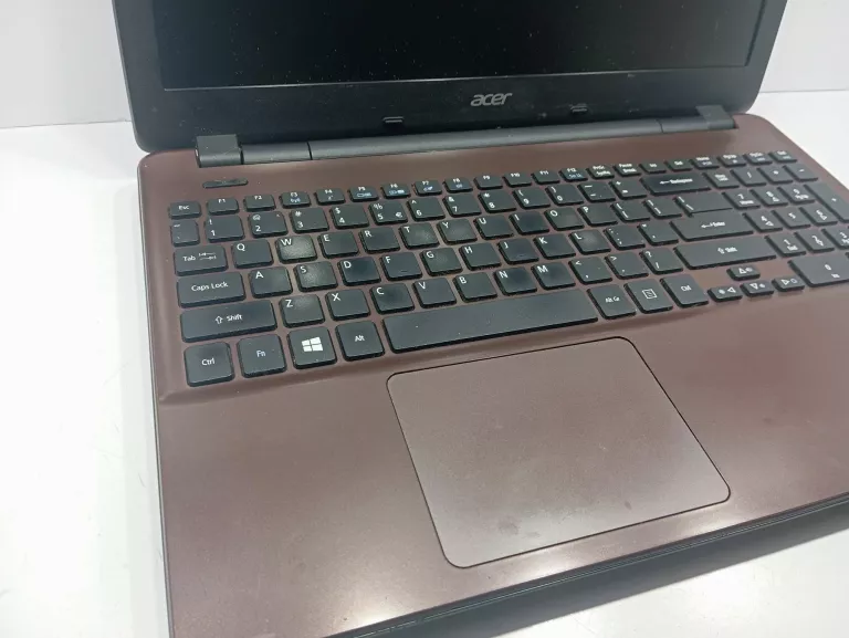 LAPTOP KOMPUTER ACER E5-571