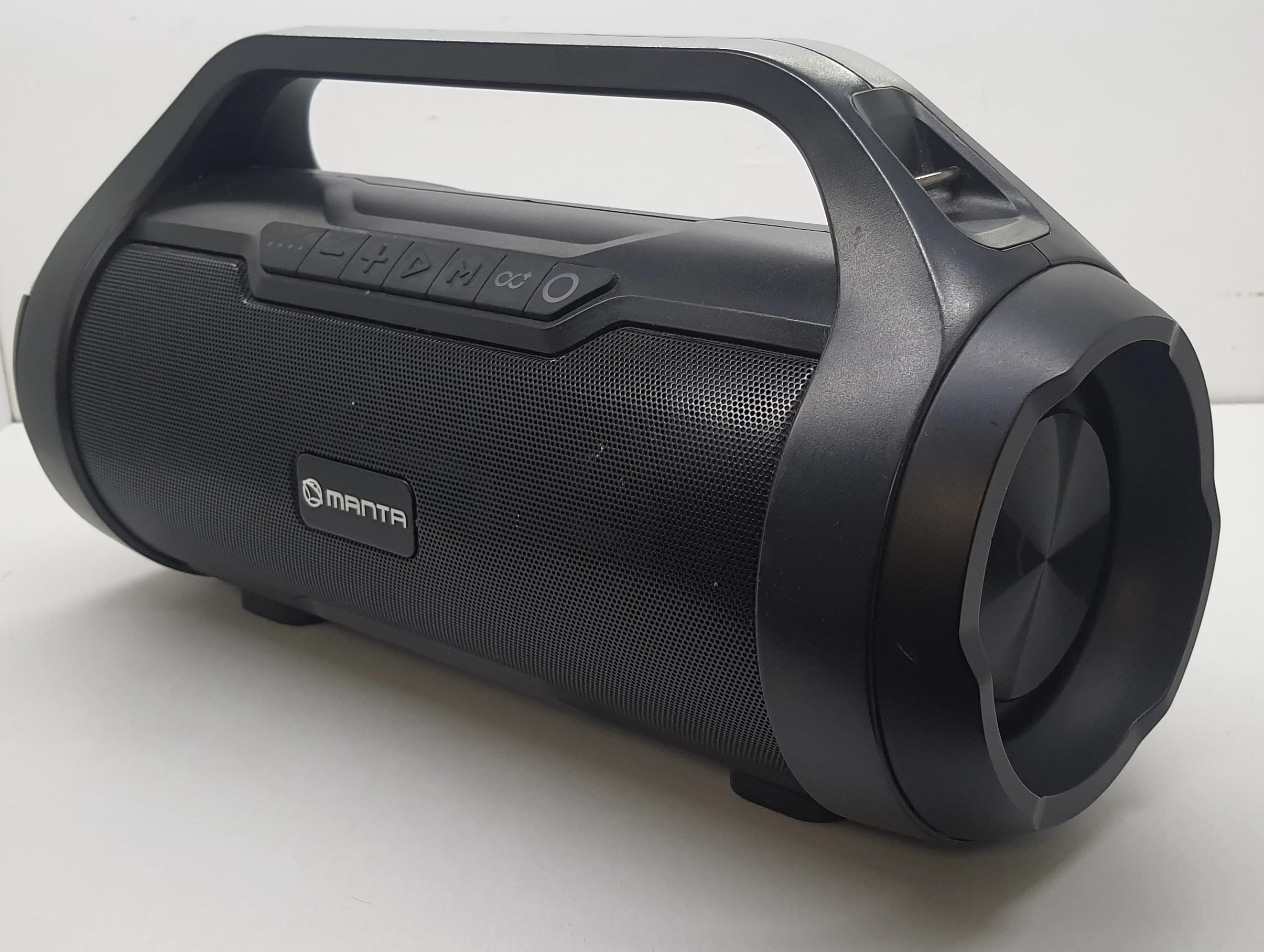 glosnik-bluetooth-manta-spk215-z-peknieciem-moc-3000