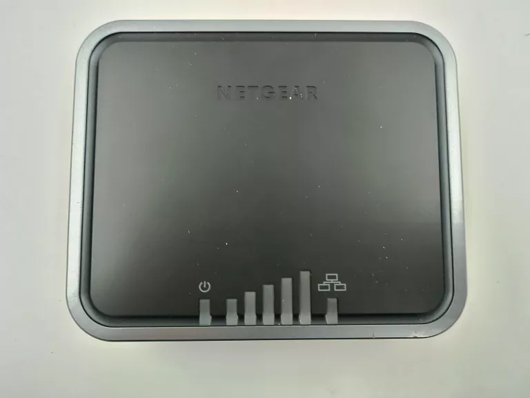 MODEM 4G LTE ROUTER NETGEAR LB2120