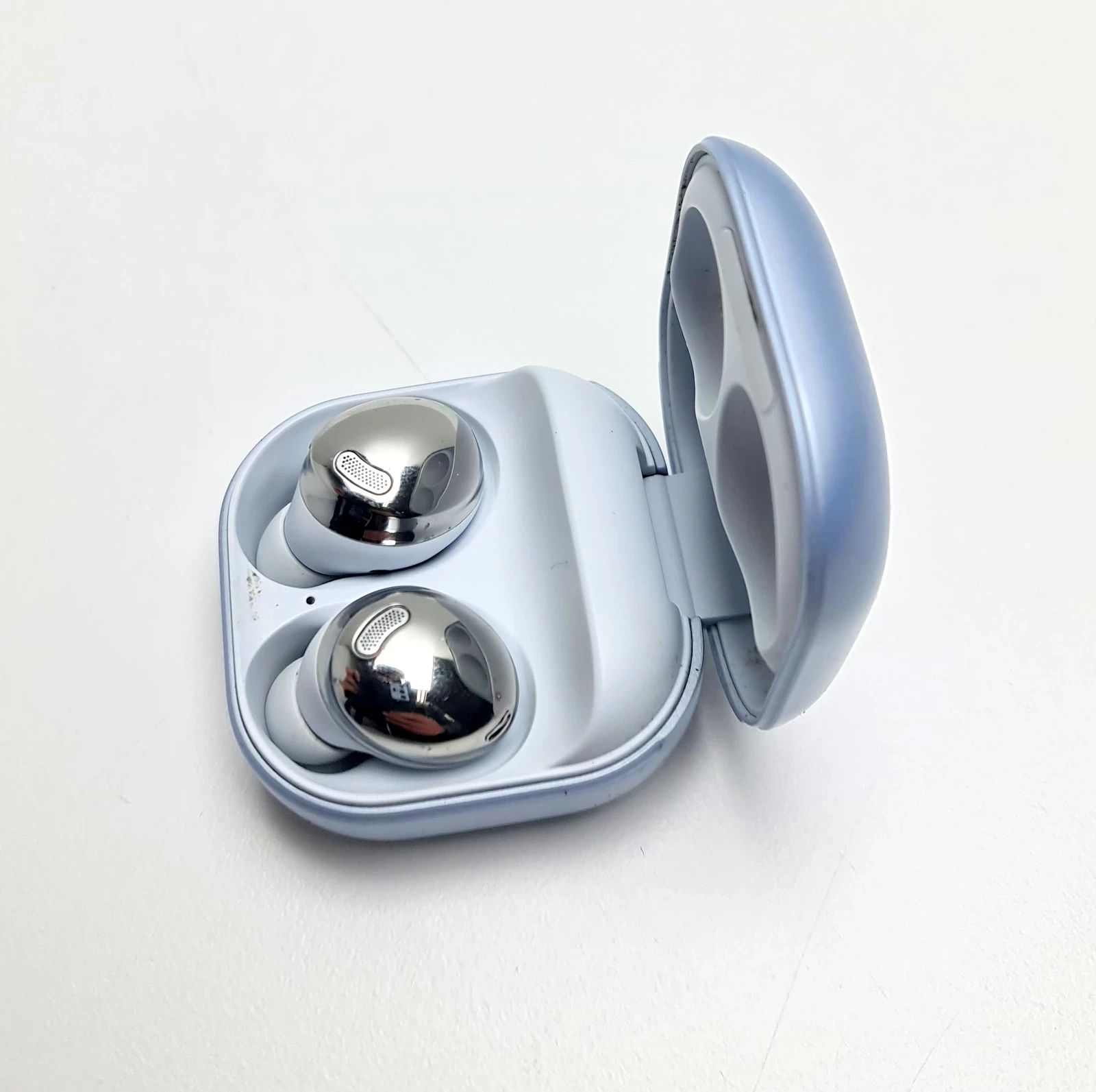 sluchawki-samsung-galaxy-buds-pro-r190-marka-18812-217997