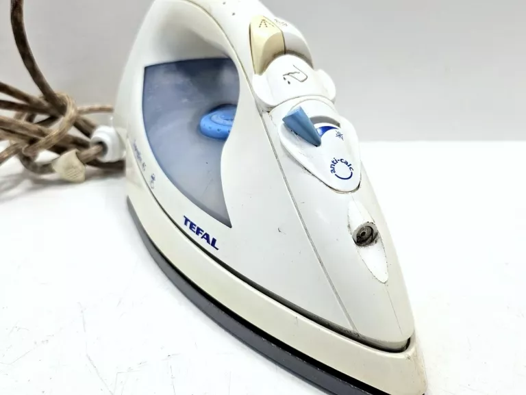 ŻELAZKO TEFAL SUPERGLISS 45 OPIS