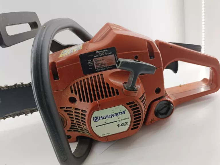 PIŁA SPALINOWA HUSQVARNA 142