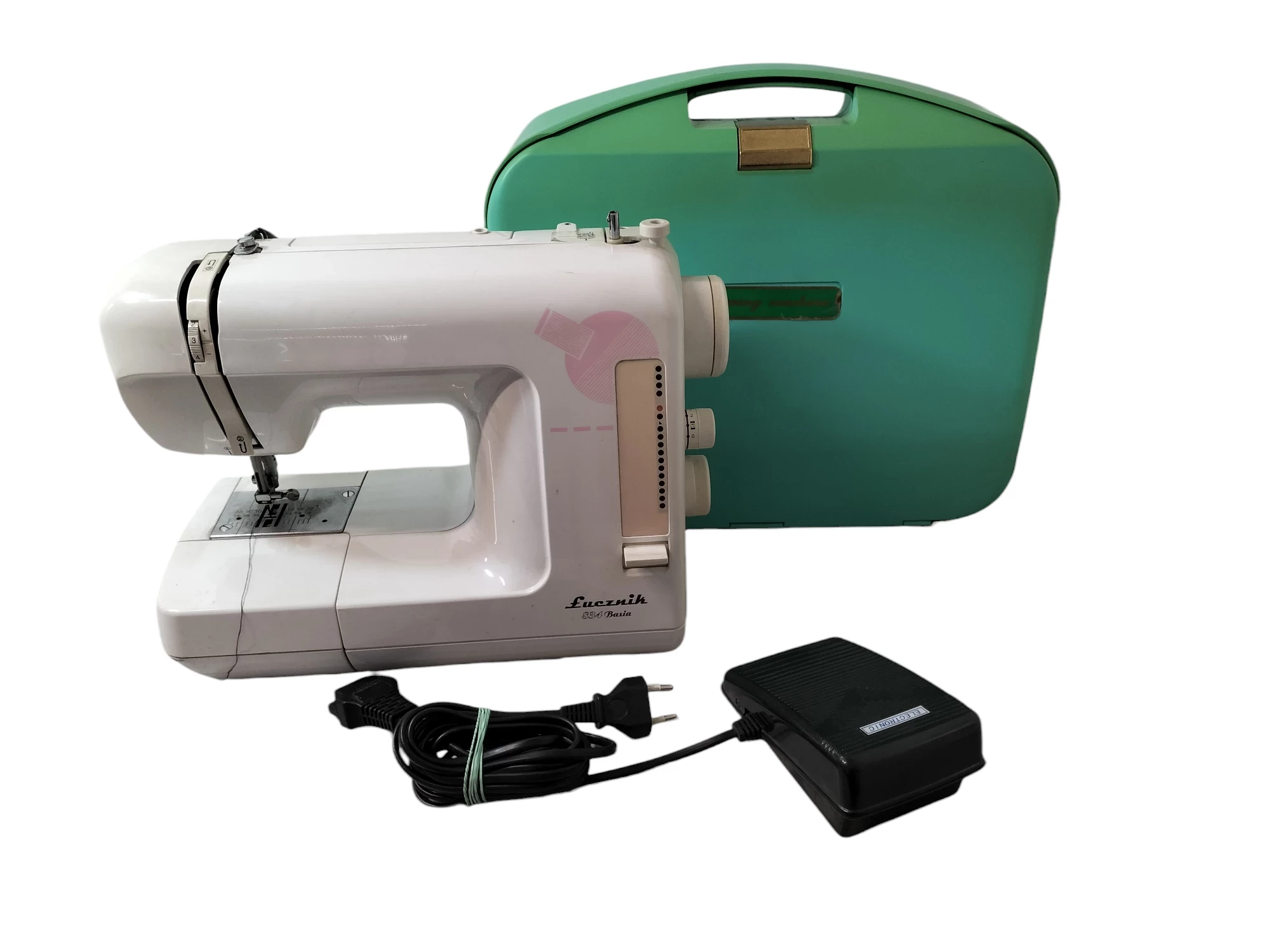 maszyna-do-szycia-lucznik-834-basia-ean-gtin-5904353068340