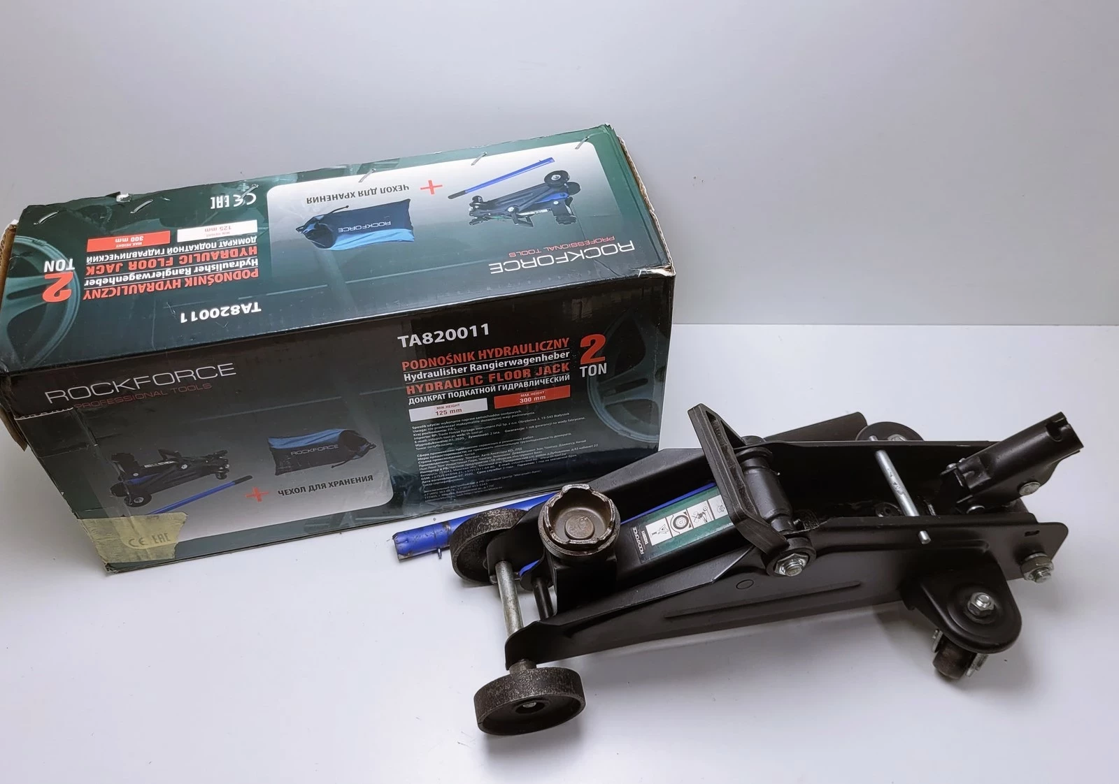 podnosnik-hydrauliczny-rockforce-ta820011-2t-niemodlinska-23-opole