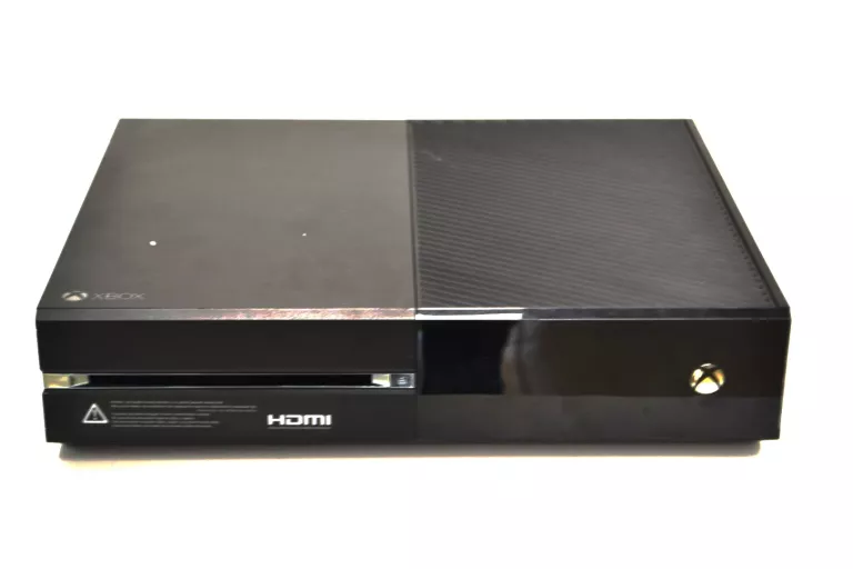 KONSOLA XBOX ONE + PAD