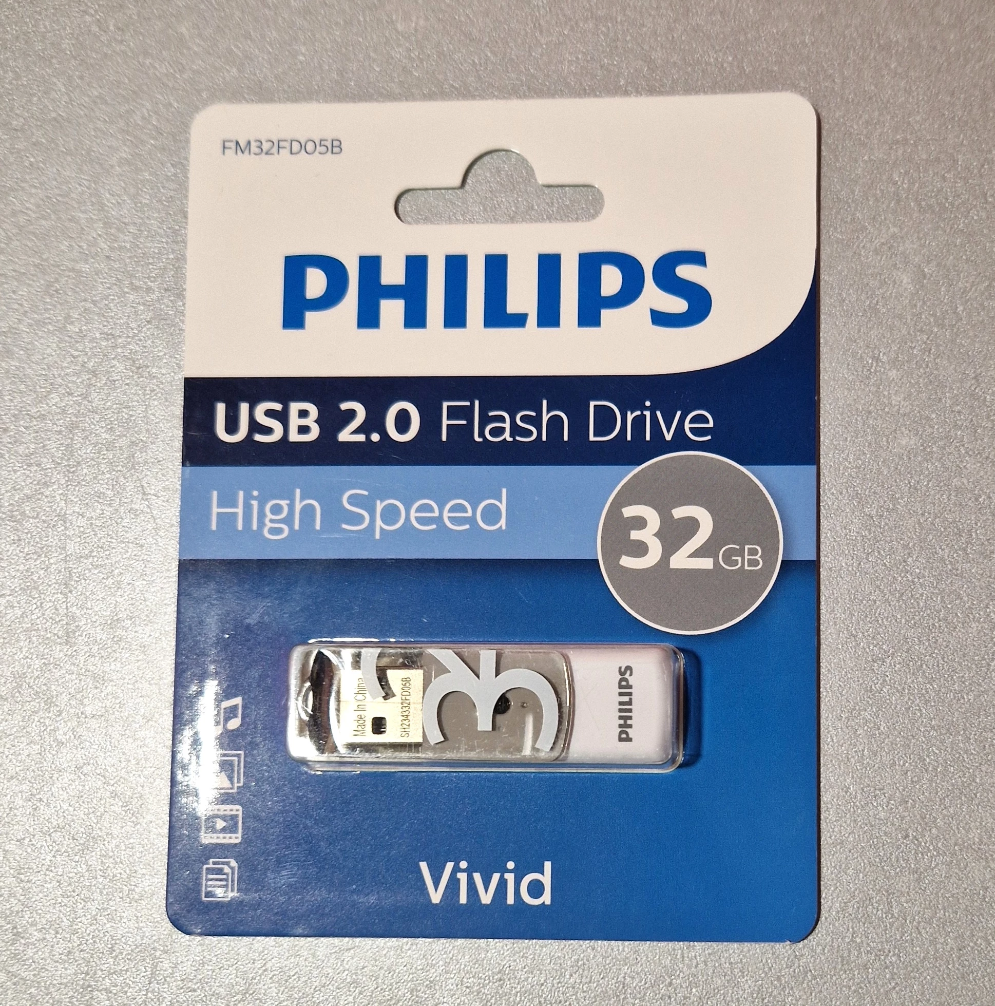 pendrive-philips-32-gb-emilii-gierczak-35-szczecin-rs