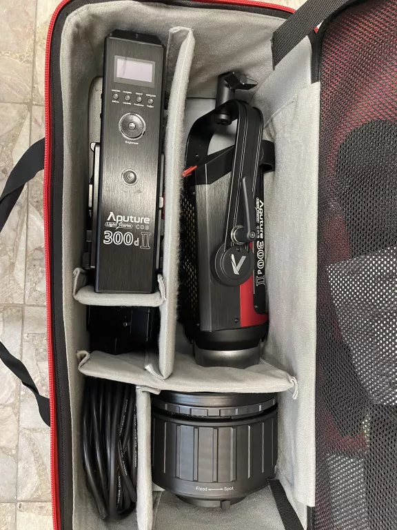 LAMPA LED APUTURE LIGHT STORM LS C300 D II