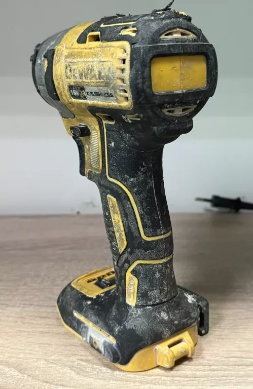 ZESTAW DEWALT SZLIFIERKA DCG405 + ZAKRĘTAK + WALIZKA
