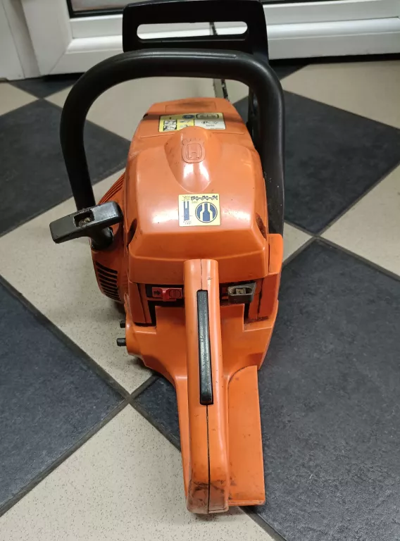 PIŁA SPALINOWA HUSQVARNA 137