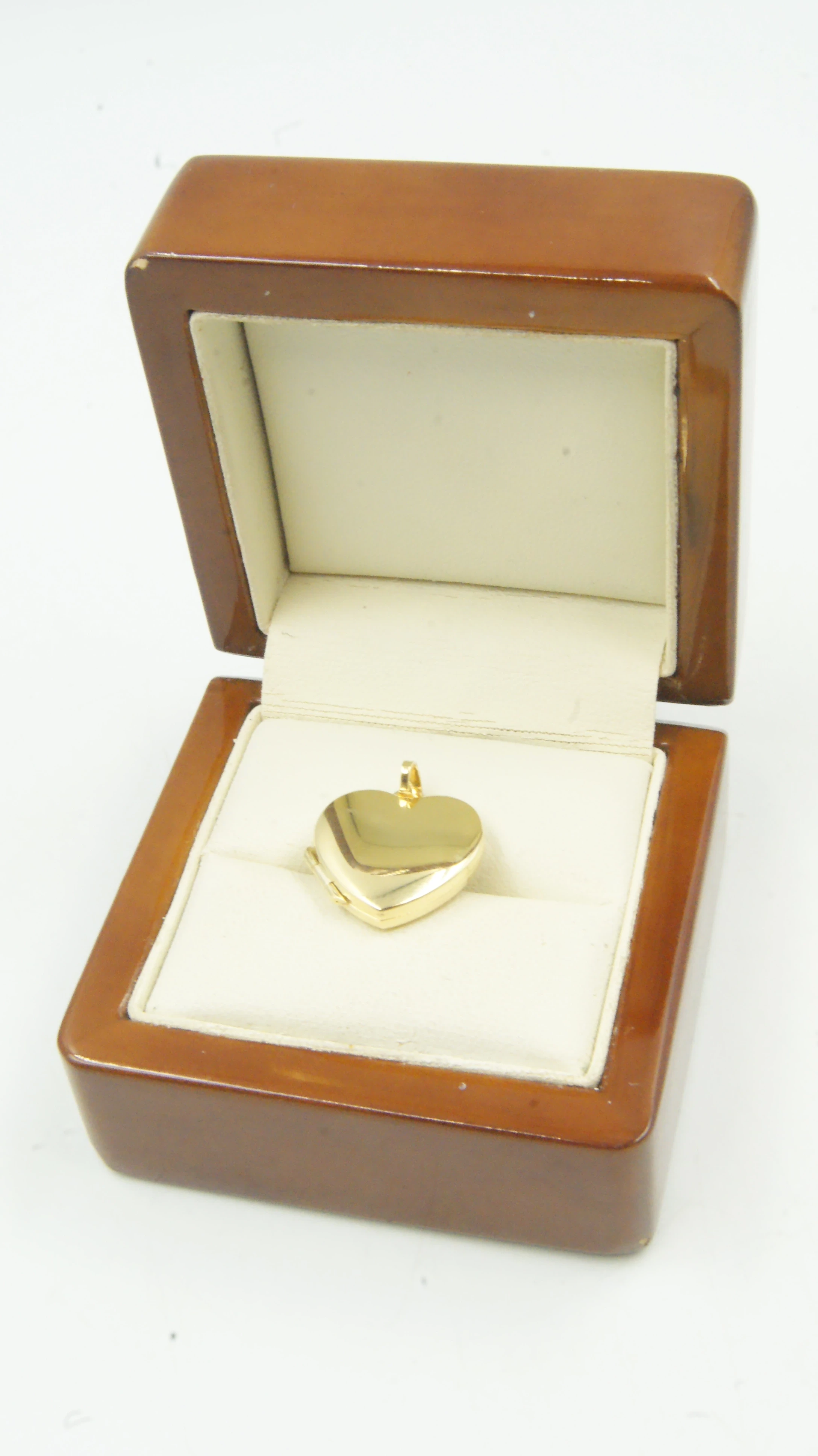 zloty-otwierany-wisiorek-na-zdjecie-333-193g-serce-ratuszowa-5-szamotuly