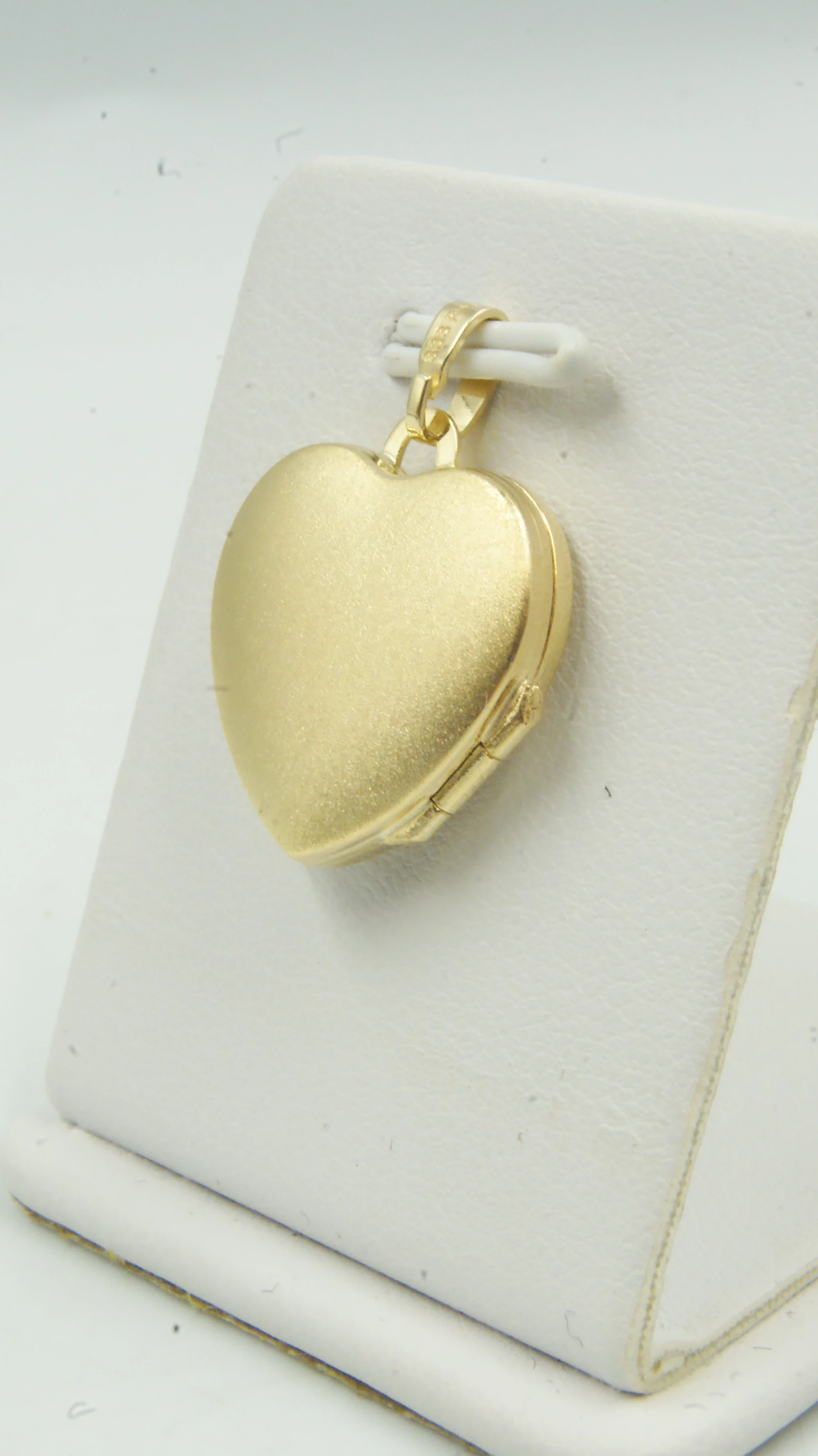 zloty-otwierany-wisiorek-na-zdjecie-333-193g-serce-proba-zlota-206646-228254