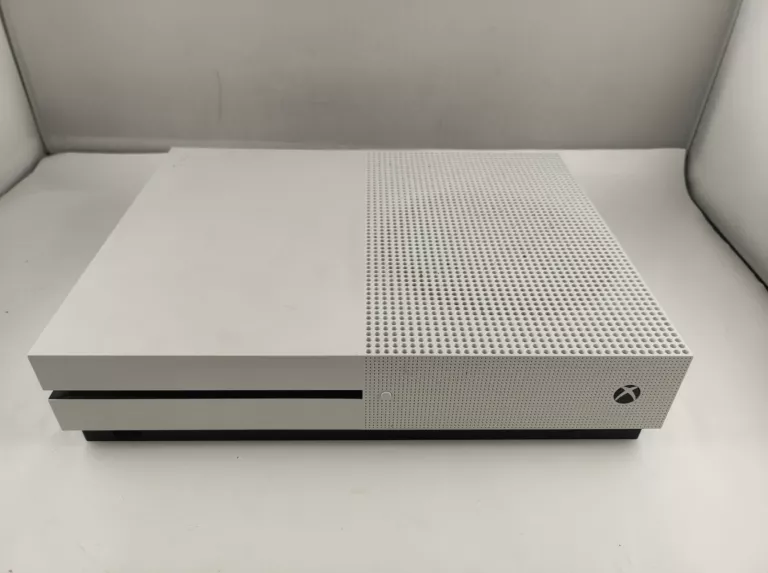 KONSOLA XBOX ONE S 500GB PAD GRA