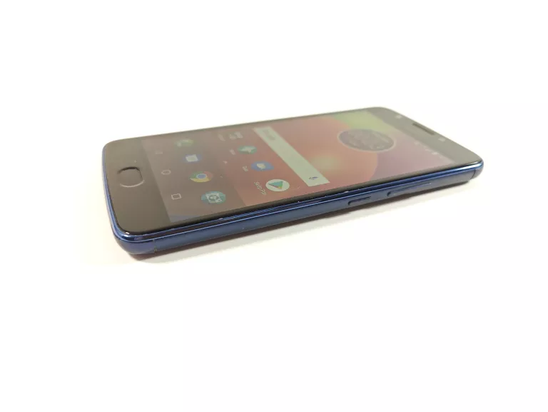 TELEFON MOTOROLA MOTO E4 KOMPLET