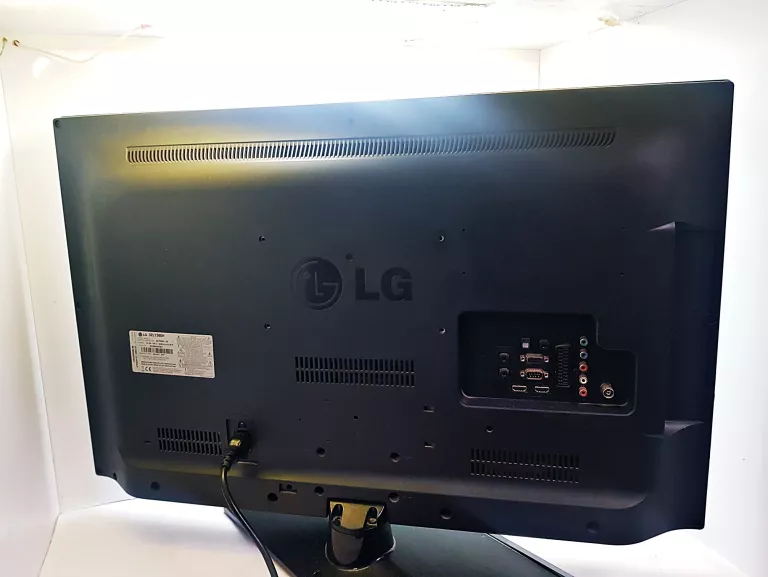 TELEWIZOR LG 32LT380H 32" + PILOT + ZASILACZ