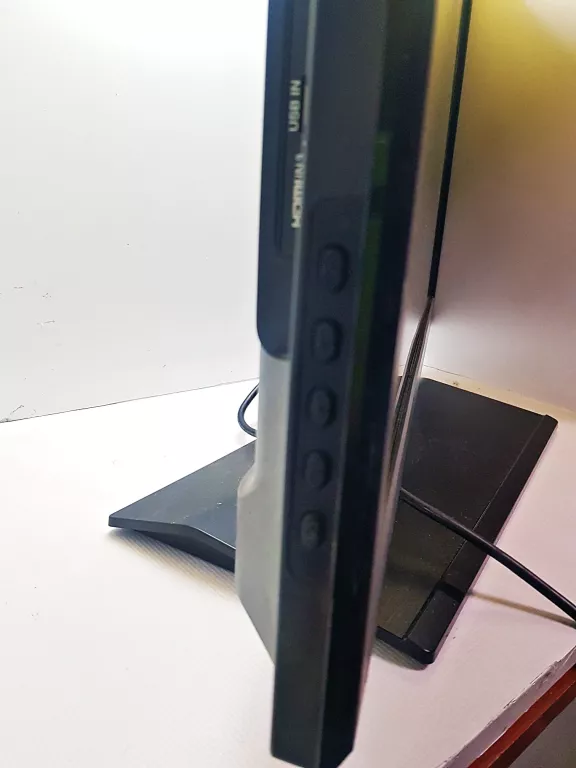 TELEWIZOR LG 32LT380H 32" + PILOT + ZASILACZ