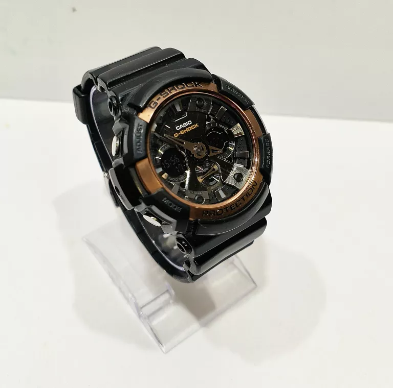 ZEGAREL CASIO GA 200RG   BN