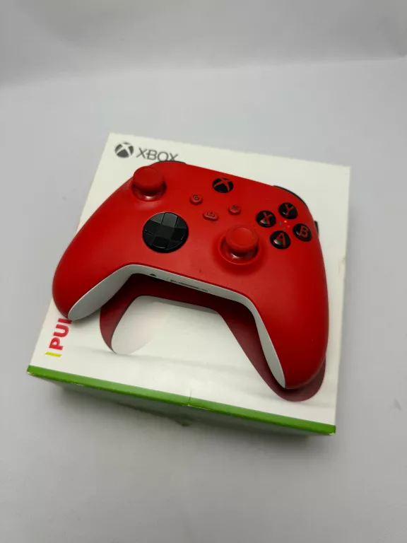 PAD XBOX PULSE RED, KOMPLET, STAN DB!