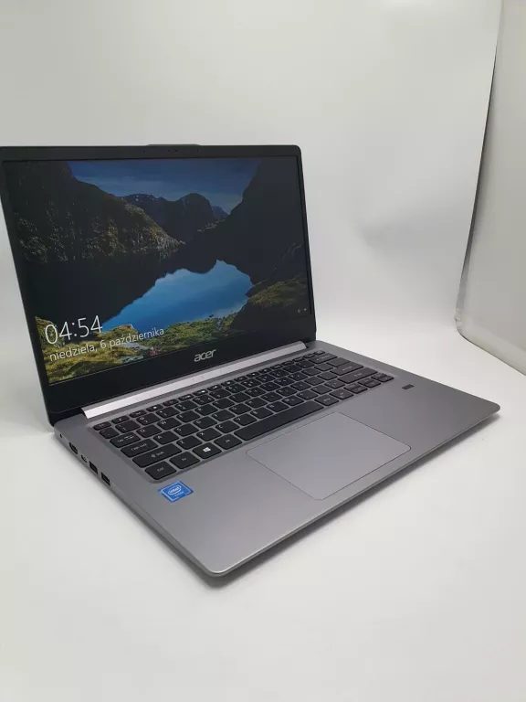 LAPTOP ACER SWIFT 1 4GB 64GB