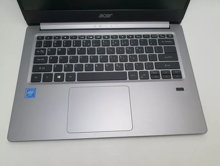 LAPTOP ACER SWIFT 1 4GB 64GB