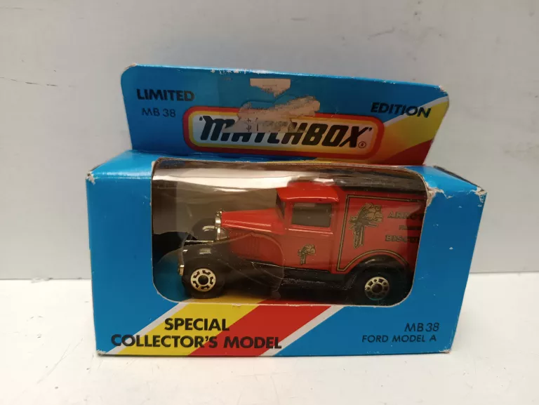 I AUTKO MATCHBOX 1981 MB38 RED FORD