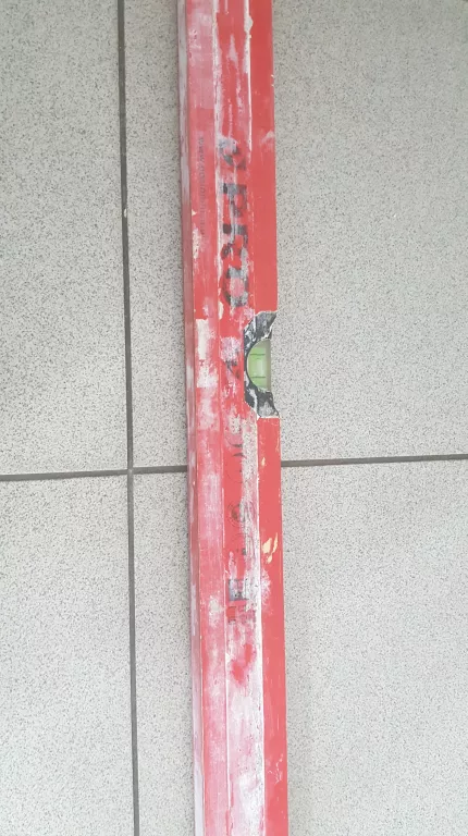 POZIOMICA PRO 150 CM CZERWONA