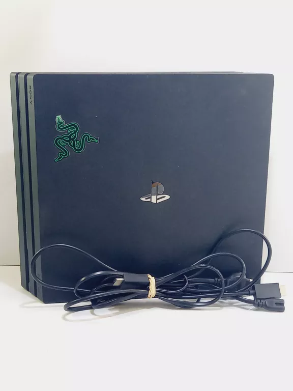 KONSOLA PS 4 PRO 1 TB