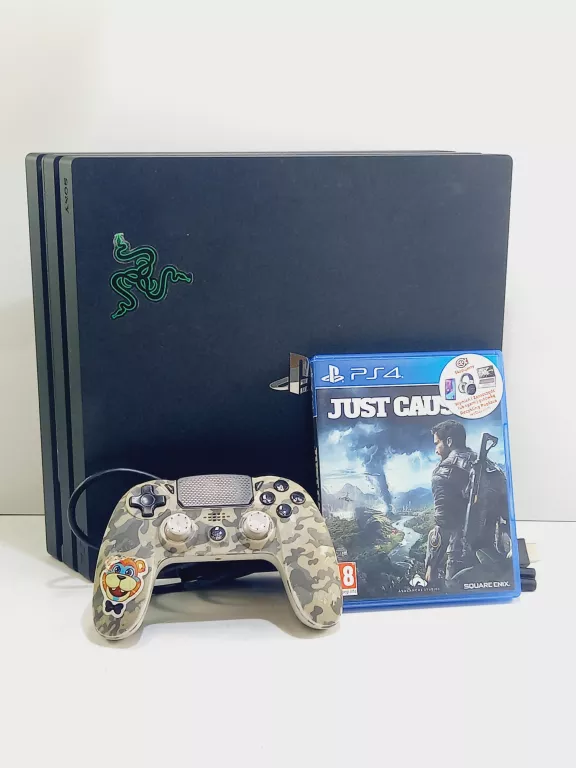 KONSOLA PS 4 PRO 1 TB