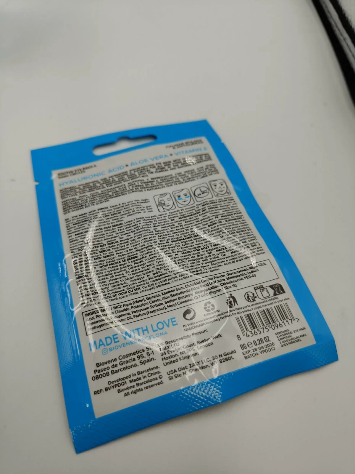 biovene-zelowe-platki-pod-oczy-z-kwasem-hialuronowym-1-para-stan-11323-2