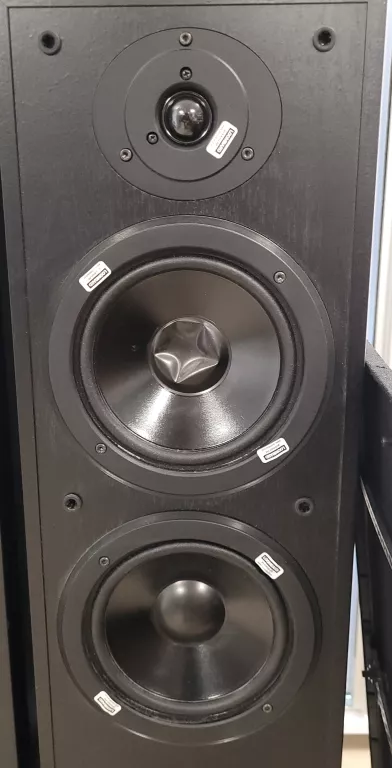ZESTAW KOLUMN AUDIO 5.0 YAMAHA 320W (2X NS-F51, 2X NS-B51, 1 X NS-C51)