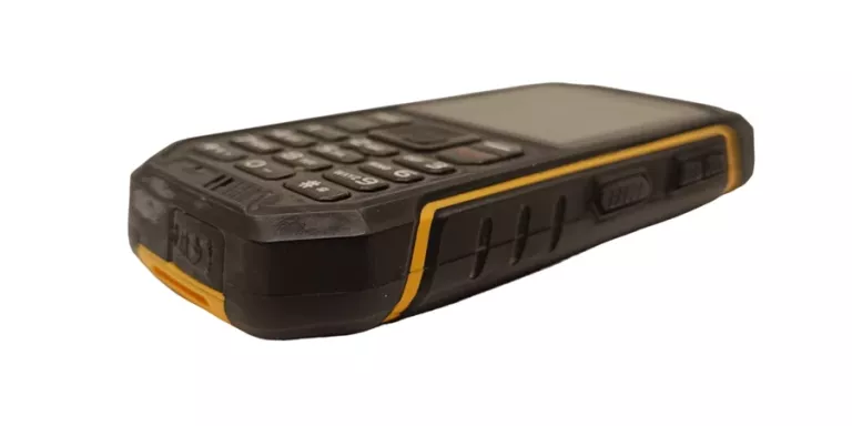 telefon-telefunken-outdoor-wt2-przekatna-ekranu-240