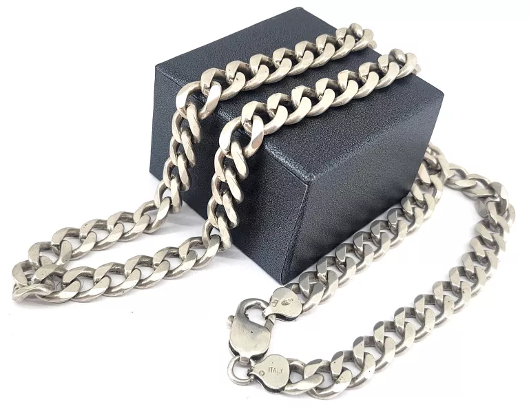 OKAZAŁY SREBRNY ŁAŃCUSZEK 82,61G 925