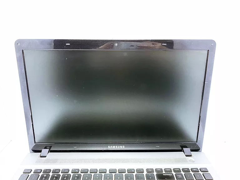 LAPTOP SAMSUNG E270
