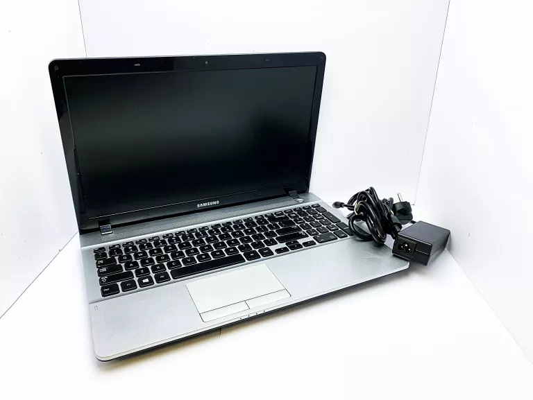 LAPTOP SAMSUNG E270