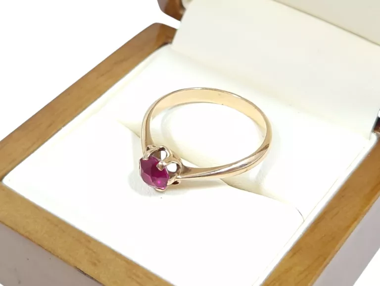 delikatny-zloty-pierscionek-z-rozowym-kamieniem-273g-585-14k-r19-ean-gtin-5902406130068