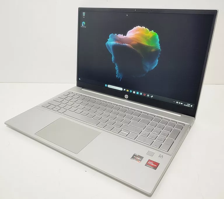 LAPTOP HP PAVILION 15-EH1112NW 15,6 R7 5700U 16GB RAM 1TB SSD
