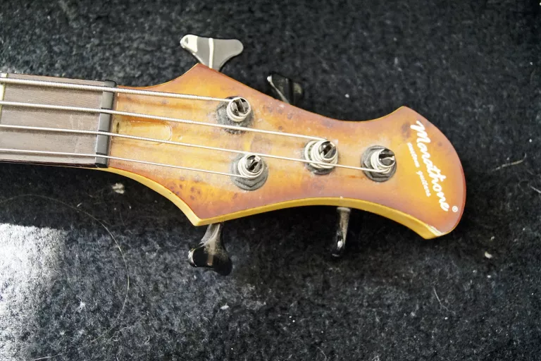 GITARA BASOWA MARATHONE CUSTOM GUITARS + FUTERŁ