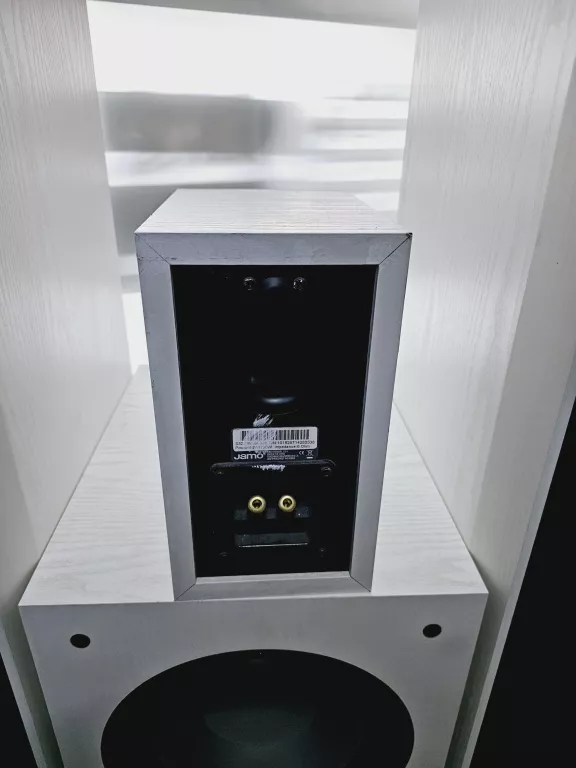 KINO DOMOWE PIONEER + KOLUMNY JAMO