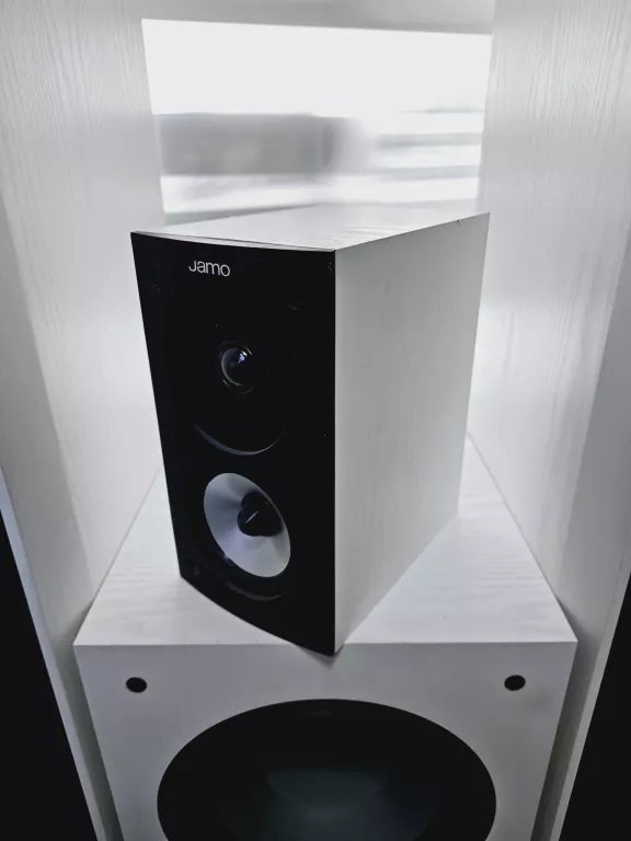 KINO DOMOWE PIONEER + KOLUMNY JAMO
