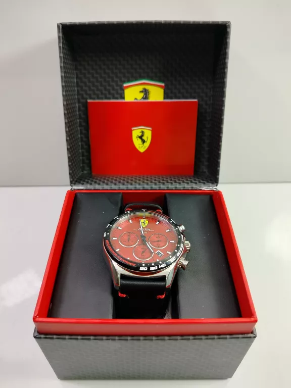 ZEGAREK FERRARI SCUDERIA PILOTA EVOLUZIONE PUD